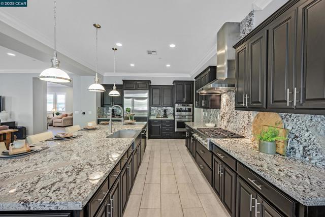 5057 Volterra Ct, Dublin CA: https://media.crmls.org/mediaz/e6d3e932-c729-4b28-9254-65dc5f28c340.jpg