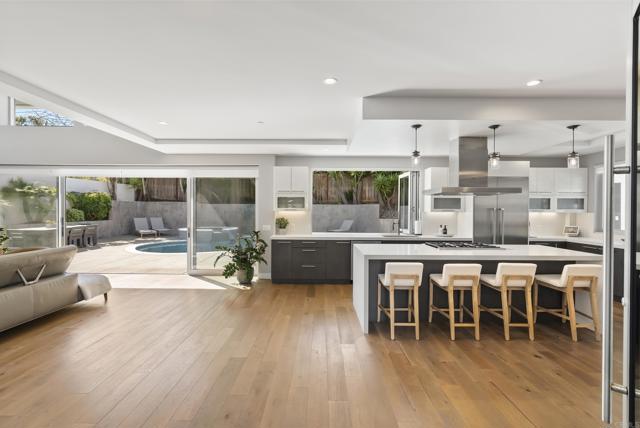 Detail Gallery Image 12 of 35 For 419 Parkwood Ln, Encinitas,  CA 92024 - 4 Beds | 3/1 Baths