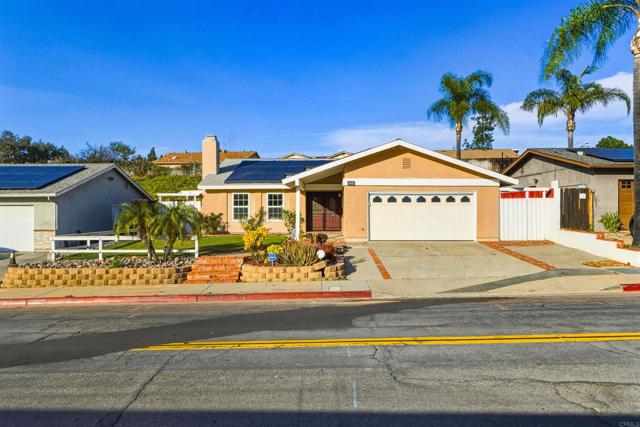 Detail Gallery Image 3 of 33 For 8554 Rancho Canada Rd, El Cajon,  CA 92021 - 4 Beds | 2 Baths