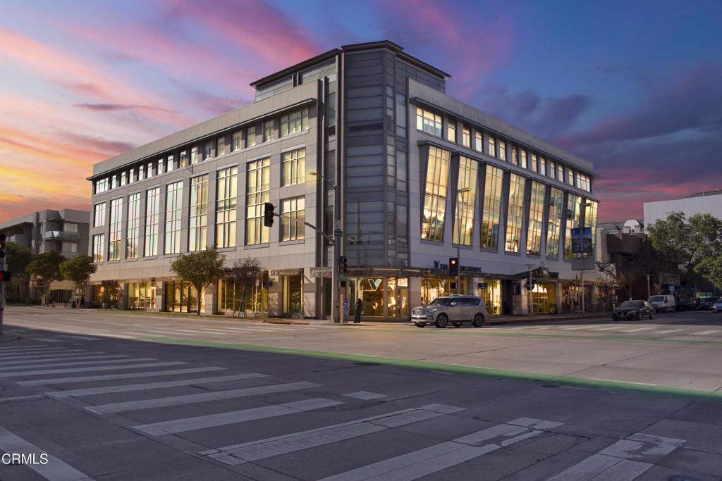 175 S Lake Avenue #406