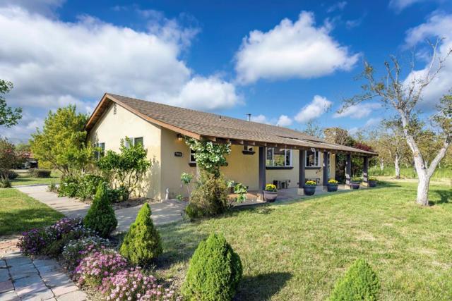 79547958 Lovers Lane, Hollister CA: https://media.crmls.org/mediaz/e6d4e07b-c492-4f9e-b28c-ed34fd95010f.jpg