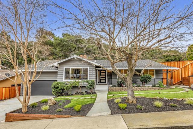 2845 Brittan Avenue, San Carlos CA: https://media.crmls.org/mediaz/e6d5b809-2912-41cb-ade3-2ac197ff8e76.jpg