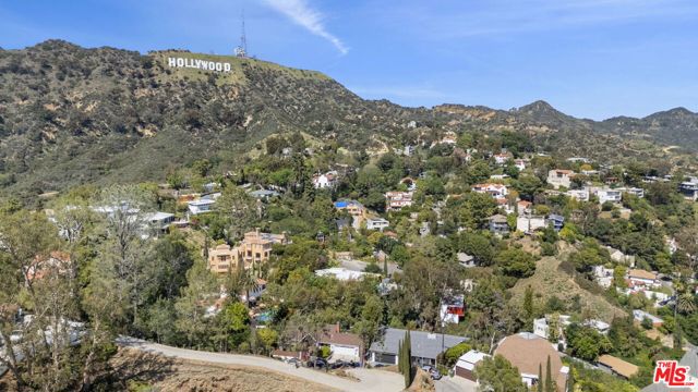 3162 Durand Drive, Los Angeles CA: https://media.crmls.org/mediaz/e6d611e1-7c26-42ee-a6c6-cf4f139de9e7.jpg