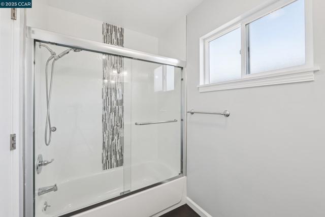 2110 Hellings Avenue, Richmond CA: https://media.crmls.org/mediaz/e6d641cb-4a28-458d-97b6-b476e570b753.jpg