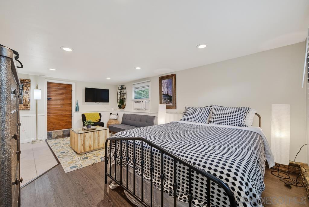 5438 Gilbert Dr #UNIT C - photo 18