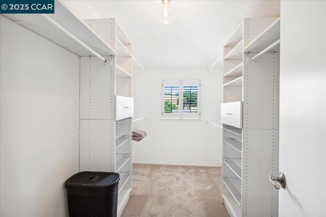 739 Devils Drop Ct, Richmond CA: https://media.crmls.org/mediaz/e6d67ead-9a9d-441a-a9d2-fffa13694afe.jpg