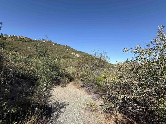0 Highland Valley Road, Ramona CA: https://media.crmls.org/mediaz/e6d79755-fc86-4e8f-9b09-df15e7b2dbcf.jpg