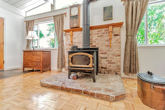 14235 Highway 9, Boulder Creek CA: https://media.crmls.org/mediaz/e6d79a69-a82a-49fb-8d72-bef9daf3a7d2.jpg
