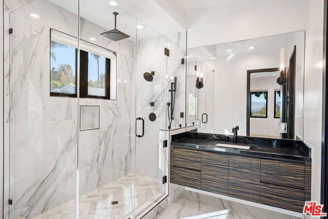 19536 Wells Drive, Tarzana CA: https://media.crmls.org/mediaz/e6d95791-4c91-487b-958f-ce89ec5eac81.jpg