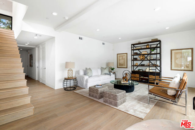 3657 1/2 Regal Place, Los Angeles CA: https://media.crmls.org/mediaz/e6da375d-ddb9-4319-8c39-c46410a0cd3c.jpg