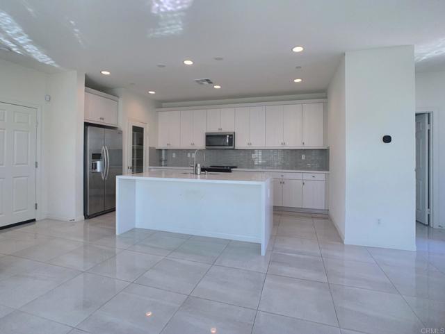 2730 Pepino St, Spring Valley, California 91977, 3 Bedrooms Bedrooms, ,2 BathroomsBathrooms,Residential Lease,For Rent,2730 Pepino St,CRPTP2505287