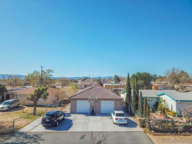 16475 Vine St, Hesperia, California 92345, ,Multi-Family,For Sale,Vine St,240025582SD