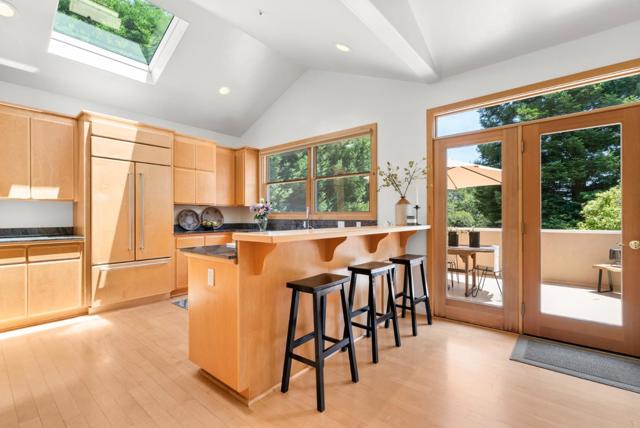 3135 Mar Vista Drive, Aptos CA: https://media.crmls.org/mediaz/e6db3df6-5d5a-4f98-915a-995b6644d31d.jpg