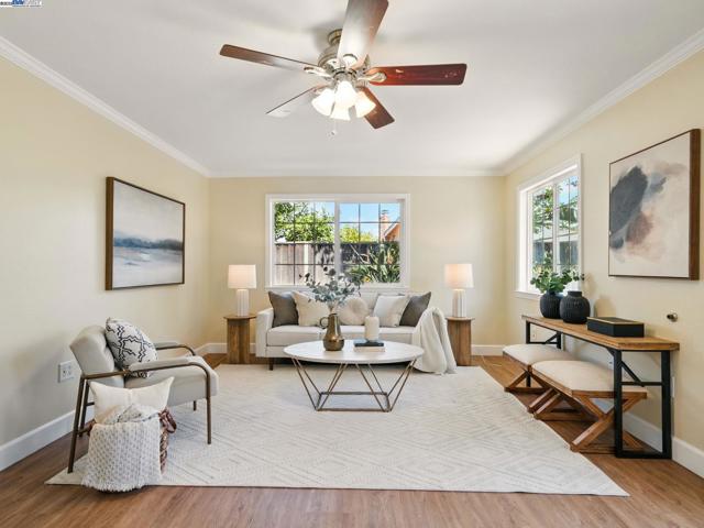 33537 Bardolph Cir, Fremont CA: https://media.crmls.org/mediaz/e6dbc1da-0939-4cd1-a409-465c686755a9.jpg