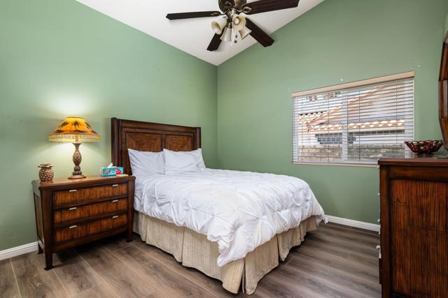 Image 37 of 50 For 370 Links Drive