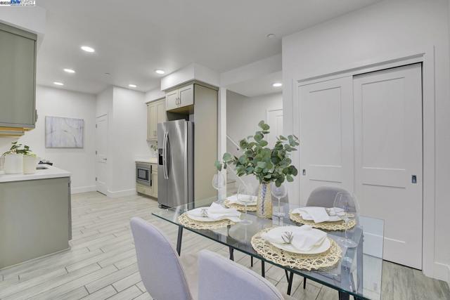 42111 Osgood Rd, Fremont CA: https://media.crmls.org/mediaz/e6dc5605-7c6c-4e4d-9712-c7fa04ffcad3.jpg