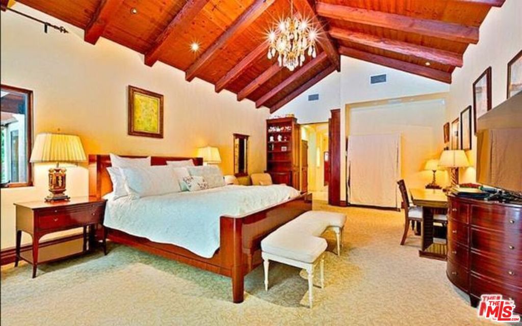 MLS #25620405 image #20