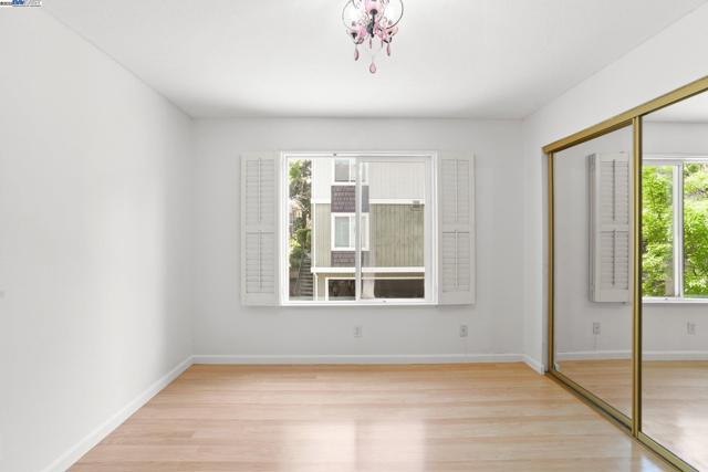 2575 Easton Way, San Jose CA: https://media.crmls.org/mediaz/e6ddaab1-2029-431f-9030-944eb35c5a97.jpg