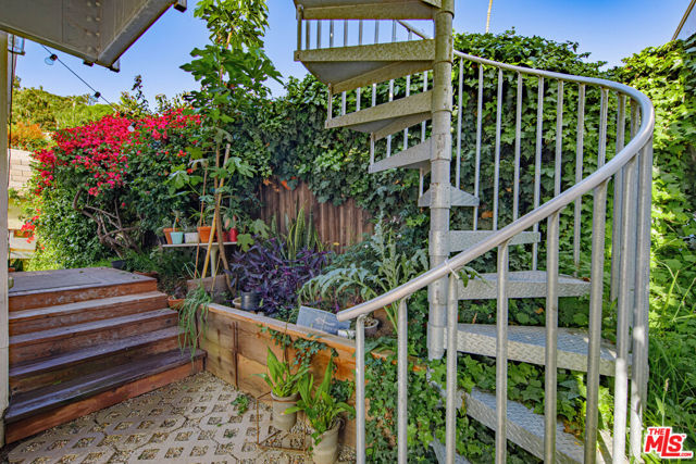 Drew Fenton | 16321 Pacific Coast Highway Pacific Palisades CA | MLS: 6815641