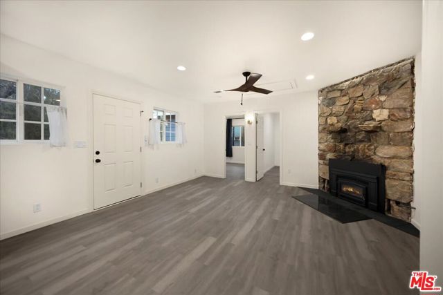 23899 Pioneer Camp Road, Crestline CA: https://media.crmls.org/mediaz/e6de0461-3965-42e9-ad49-a7d782ac2e59.jpg