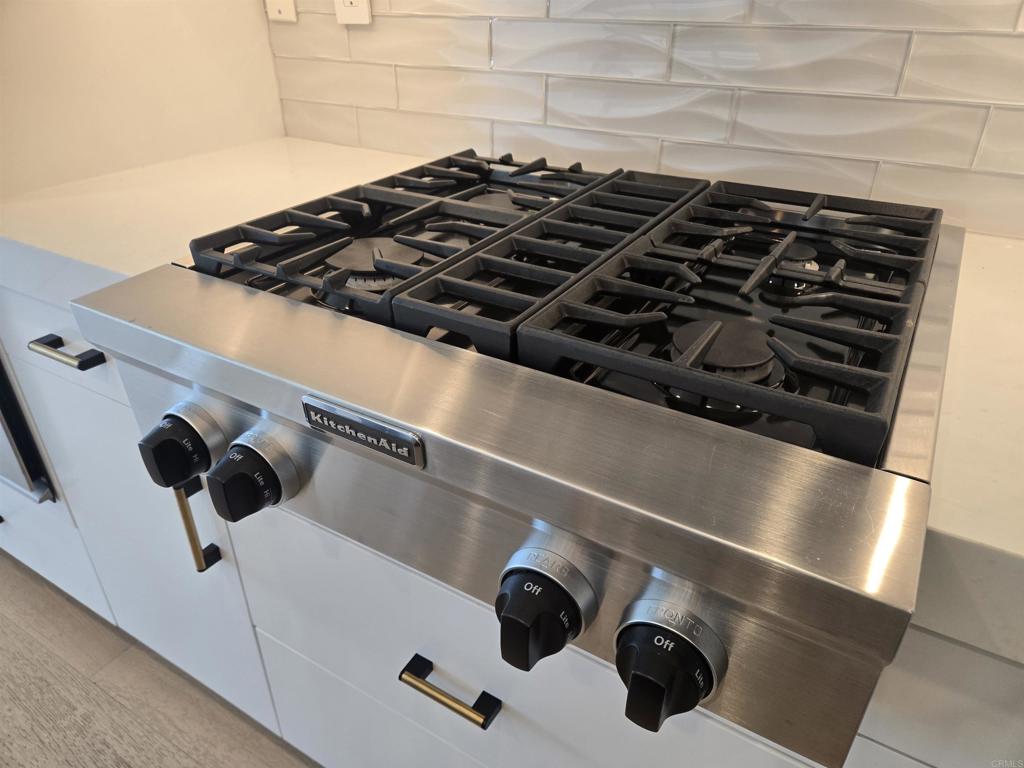 8337 Distinctive Drive - photo 11