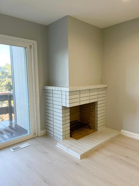 126 Gold Mine Drive, San Francisco CA: https://media.crmls.org/mediaz/e6de8aaf-086d-43cb-b3d3-06c79579ac4b.jpg