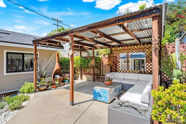3636 Arizona St, Outside Area (Inside Ca) CA: https://media.crmls.org/mediaz/e6dec8ba-3fe3-4f46-bbdb-4ca5ce82393e.jpg