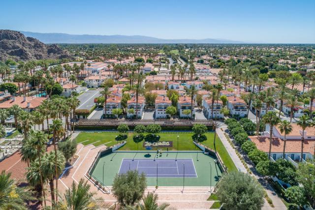 77500 Vista Flora, La Quinta CA: https://media.crmls.org/mediaz/e6e006c3-4d20-40d8-a840-b2df01c10e38.jpg