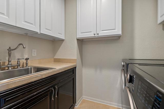 11 Mayflower Lane, San Carlos CA: https://media.crmls.org/mediaz/e6e06f13-d54d-4b7b-ba4a-1cf48542e521.jpg