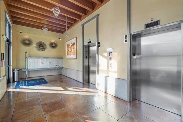 333 Santana Row, San Jose CA: https://media.crmls.org/mediaz/e6e0f07c-c9b2-4234-a496-e2e1dc5d9d53.jpg