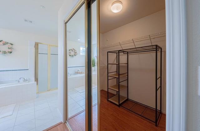 1818 Lancashire Drive, Salinas CA: https://media.crmls.org/mediaz/e6e0f471-eac2-4d50-9295-7301b64b8c50.jpg