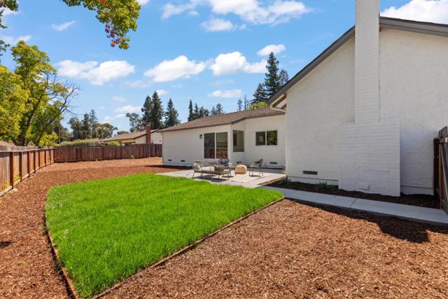 2508 Calma Court, San Jose CA: https://media.crmls.org/mediaz/e6e11806-5842-4ee7-aee9-f2e52ab27015.jpg