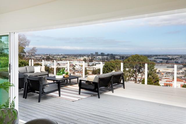 1689 Sunnyslope Avenue, Belmont CA: https://media.crmls.org/mediaz/e6e186b9-01a0-4e6d-96b1-a41561f4b5d0.jpg