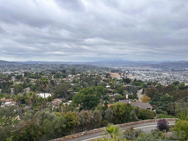 Image 33 of 37 For 4742 Mt. Helix Drive