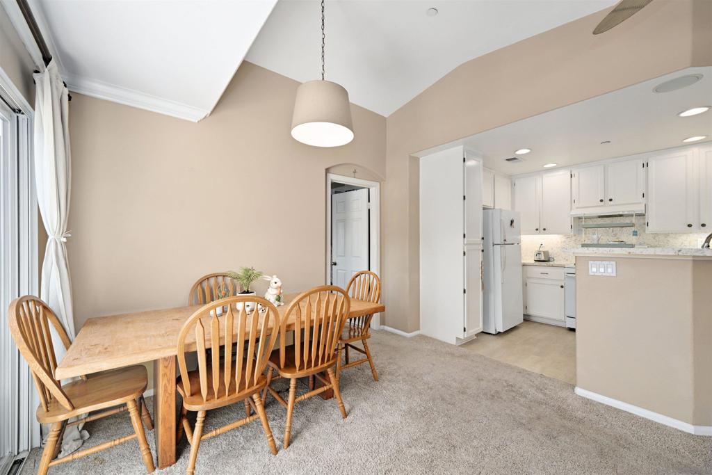 254 Aurora - photo 6