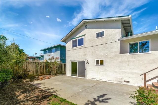 1006 W Knickerbocker Drive, Sunnyvale CA: https://media.crmls.org/mediaz/e6e31d4a-9460-4ee6-be8f-282d50f85eff.jpg