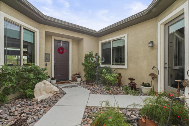 80 Zinfandel, Rancho Mirage CA: https://media.crmls.org/mediaz/e6e40d6a-f4f4-478a-a5ae-273c872a5400.jpg