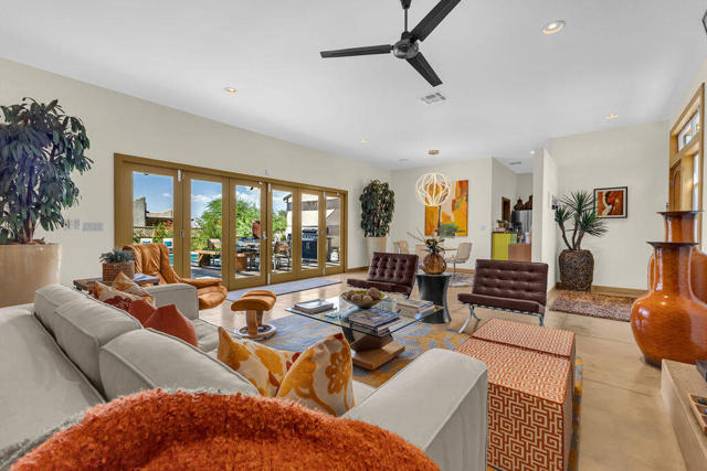 53945 Eisenhower Drive, La Quinta CA: https://media.crmls.org/mediaz/e6e5625f-5f96-44de-8380-301163a27a75.jpg