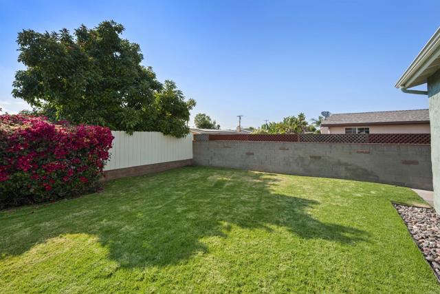 Detail Gallery Image 39 of 43 For 3812 Armstrong St, San Diego,  CA 92111 - 3 Beds | 2 Baths