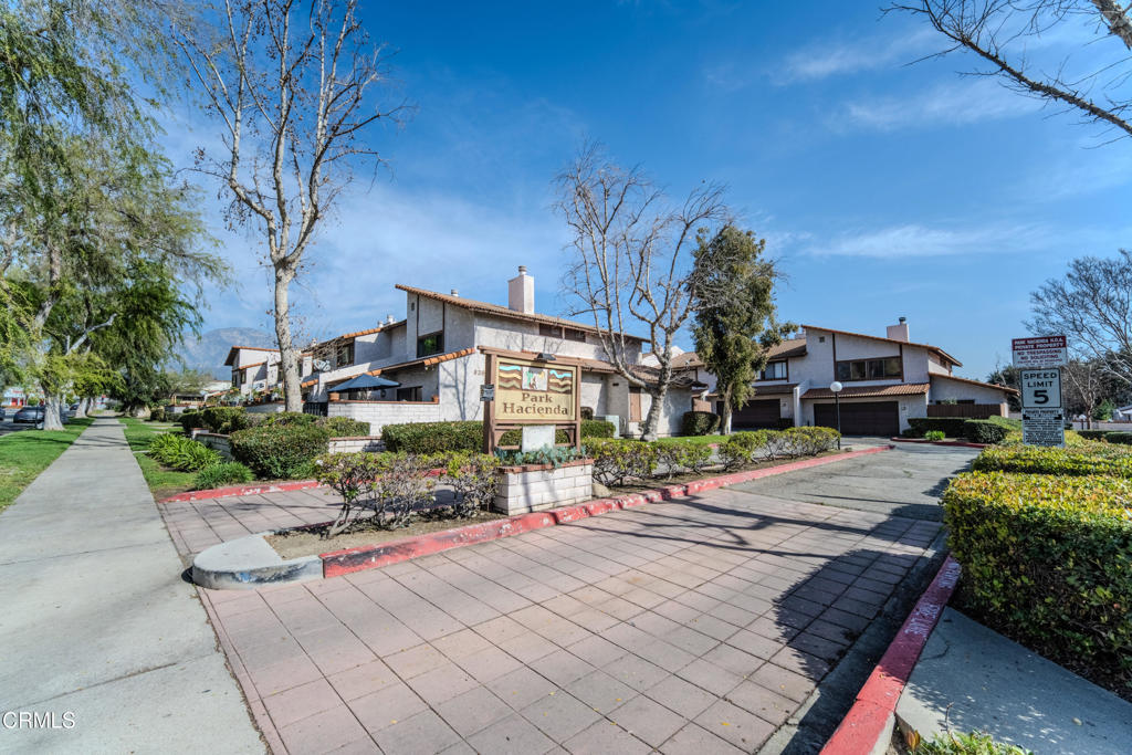 910 N Redding Way #I