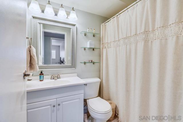 3820 Groton St, San Diego CA: https://media.crmls.org/mediaz/e6e83d48-af9d-4ba5-a4b0-43a85f00cae7.jpg