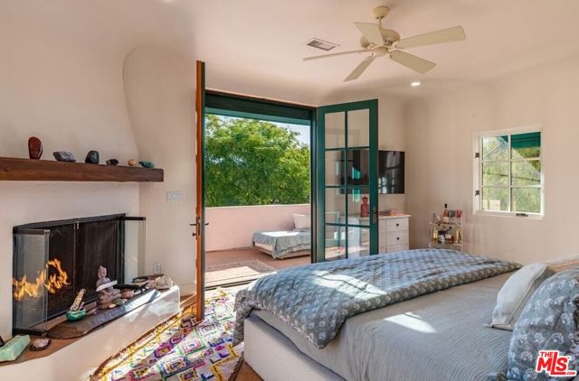 202 Canada Street, Ojai CA: https://media.crmls.org/mediaz/e6e87244-ce2e-4d82-b38e-f52096cac1bb.jpg