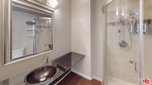 375 S Sierra Madre Boulevard, Pasadena CA: https://media.crmls.org/mediaz/e6e8e742-7173-43f4-bb3f-85713d260d78.jpg