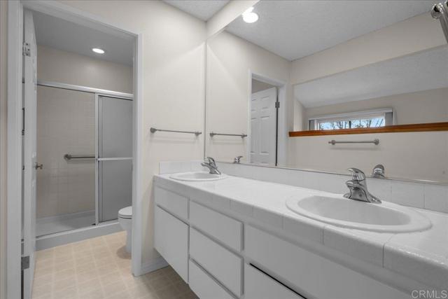 Detail Gallery Image 8 of 32 For 1280 River Vista Rw #122,  San Diego,  CA 92111 - 2 Beds | 2 Baths