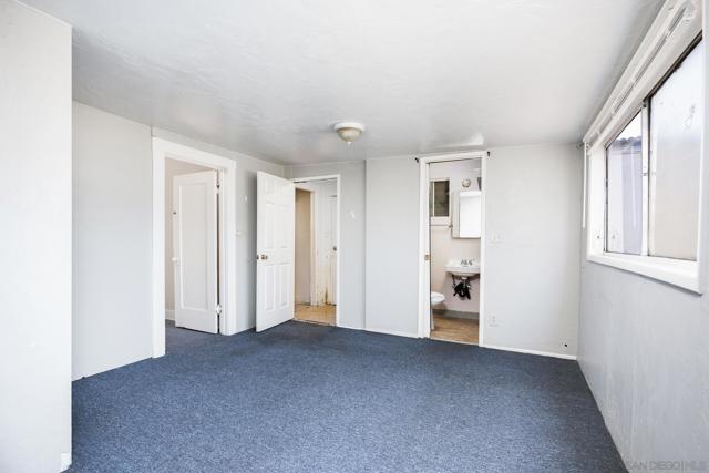4276 35Th St, San Diego CA: https://media.crmls.org/mediaz/e6e9fcd5-8787-4823-9cd4-9b5a81fb9ca5.jpg
