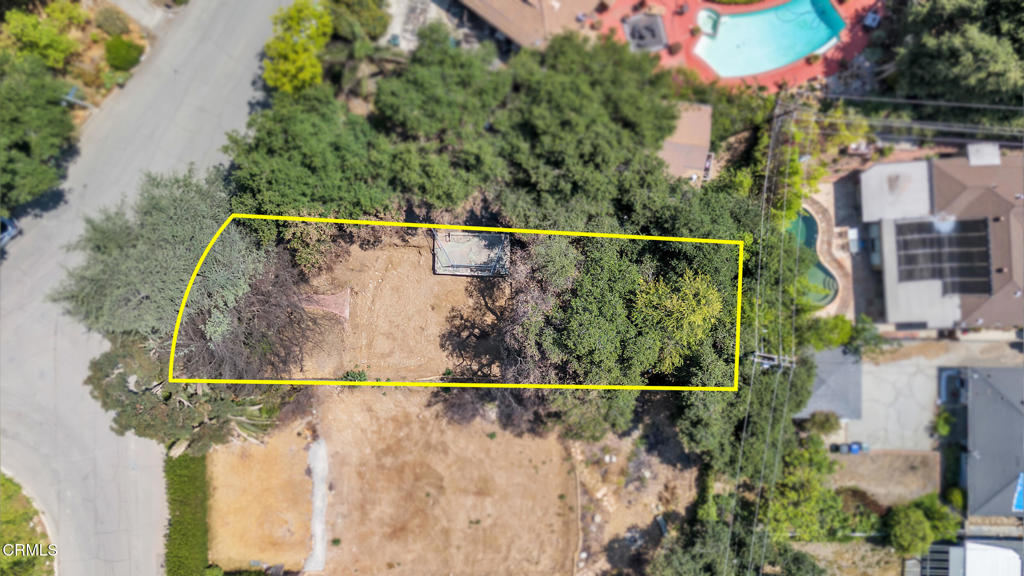 3128 Mount Curve Avenue