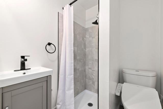 135 Claremont Avenue, South San Francisco CA: https://media.crmls.org/mediaz/e6ead365-8c95-4ce3-809c-753893615e1b.jpg
