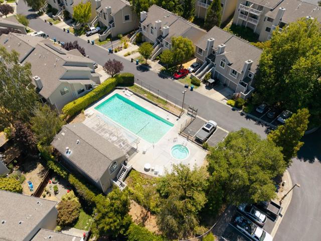 42 Arabian Way, Scotts Valley CA: https://media.crmls.org/mediaz/e6eb2c3f-21fe-43f8-af08-c513b8cbbd75.jpg