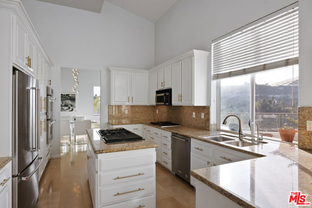 Image 12 of 57 For 2671 Astral Drive