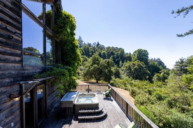 994 Laurel Grove Drive, Soquel CA: https://media.crmls.org/mediaz/e6ec5437-97d1-4f26-85ea-4e0c0f792a41.jpg
